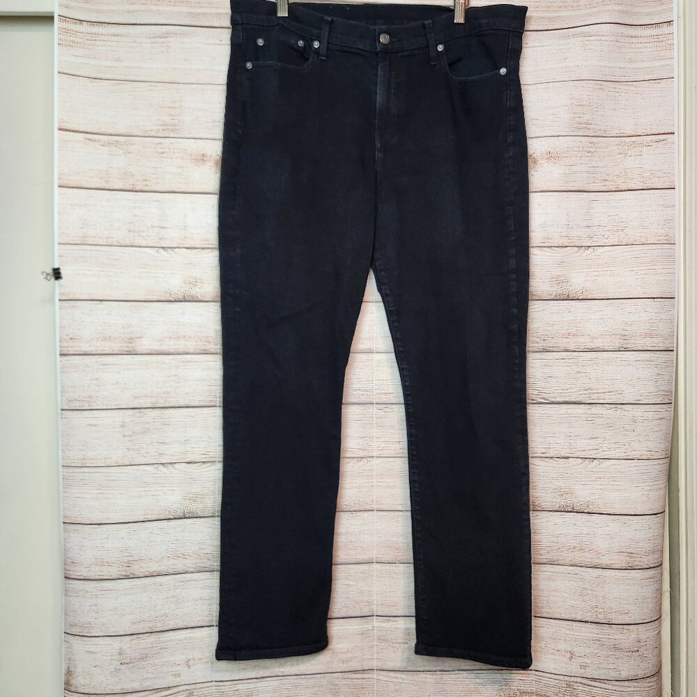 Gap Mid Rise Classic Straight Jean Everdark Black Size 33/16R